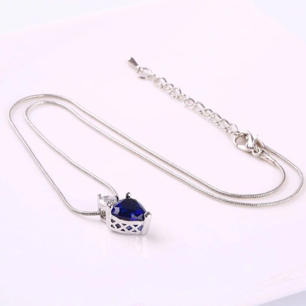 Heart Necklace - Picture 3 of 3